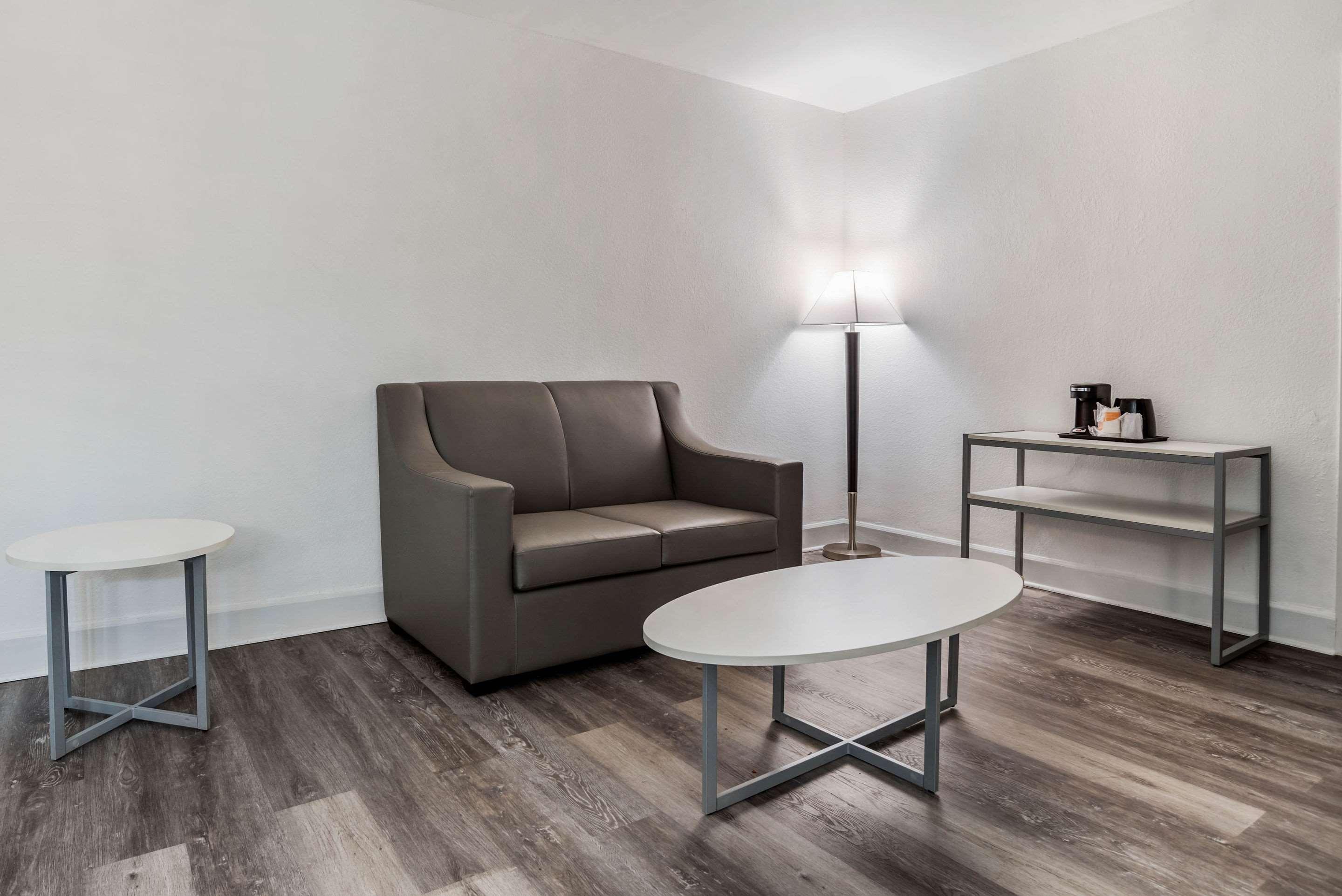 Baymont By Wyndham Montgomery Al Luaran gambar