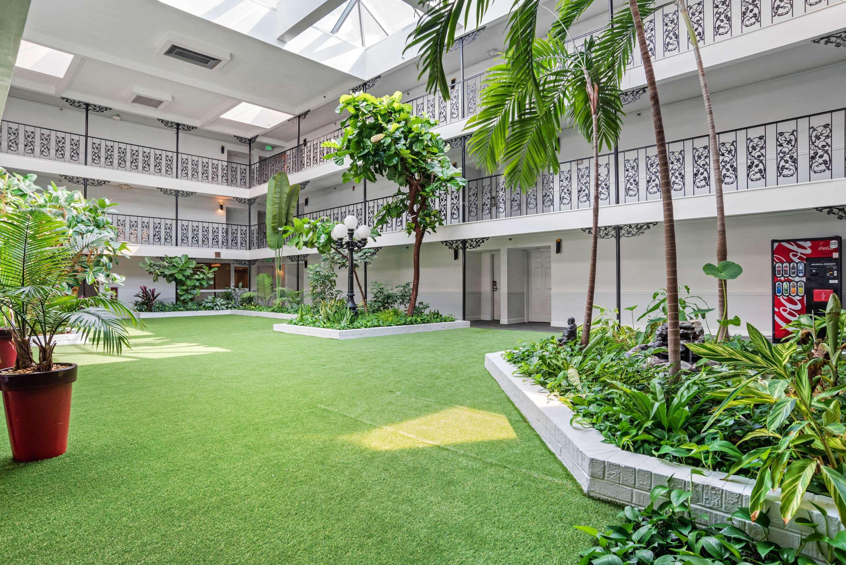 Baymont By Wyndham Montgomery Al Luaran gambar