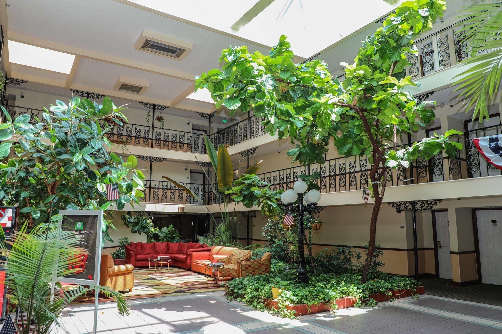 Baymont By Wyndham Montgomery Al Luaran gambar